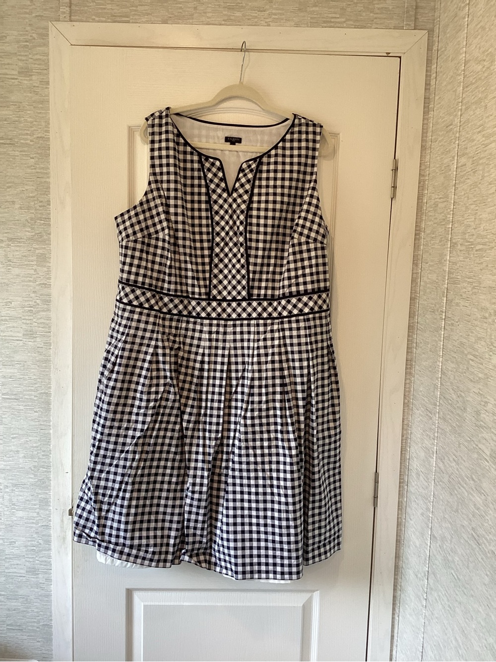 Talbots Black and White Gingham Sleeveless Fit-and-Flare Dress 18W EUC